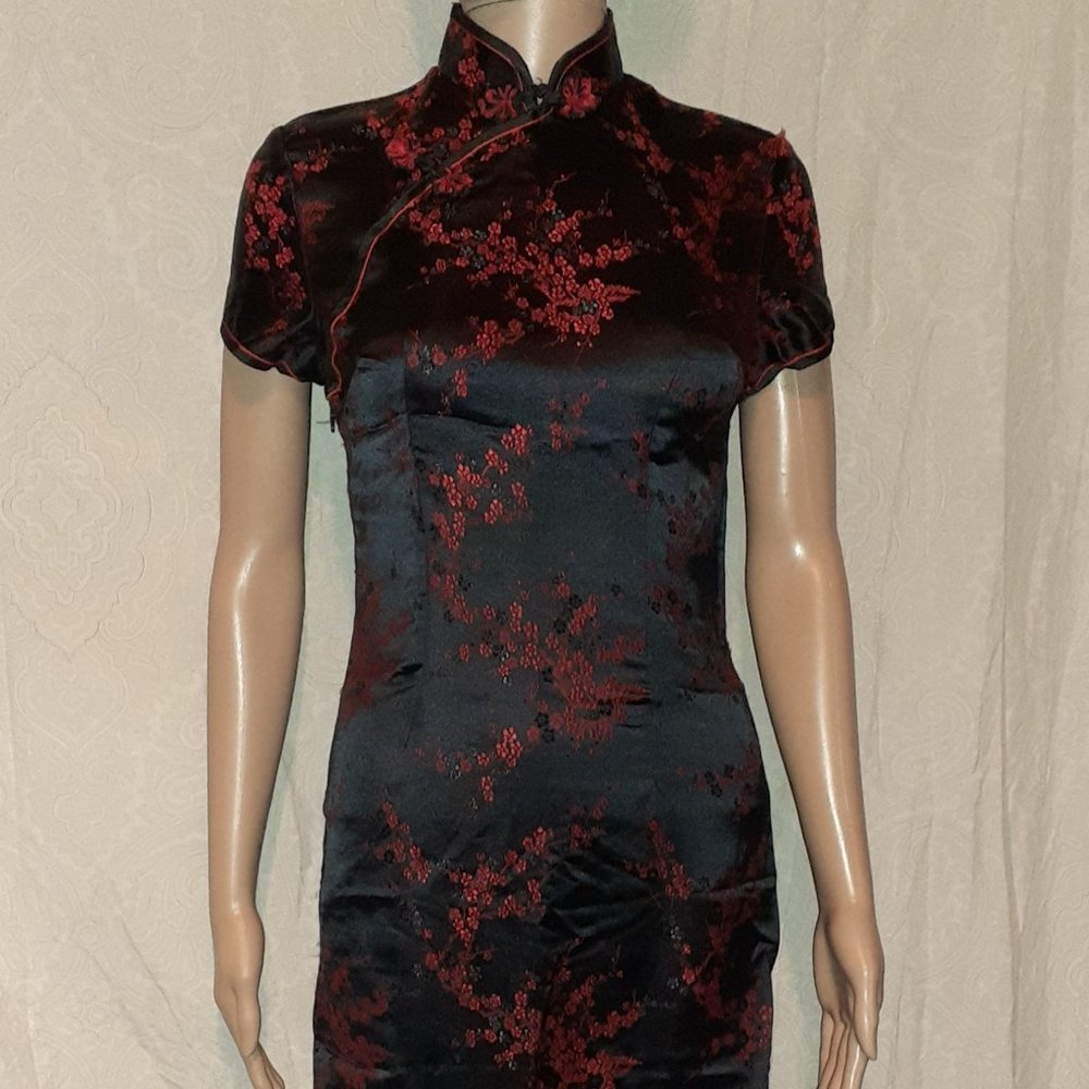 vintage Y2K cheongsam / qipao black and red, XS, very high slit  - clearance